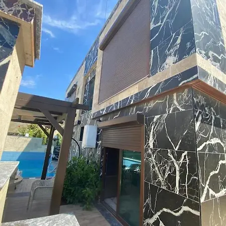 Villa Ozel Havuzlu Kusadası