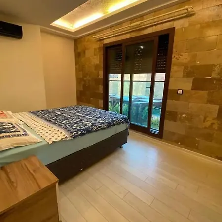 Ozel Havuzlu * Kusadası